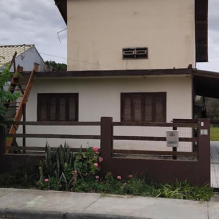 Casa Na Reserva Natural Do Surf Com Trilha Para Praia Terreno Compartilhado Florianópolis Buitenkant foto